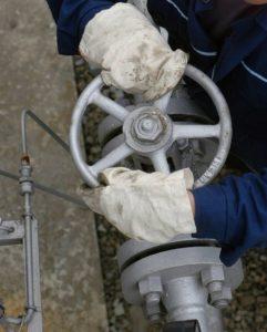 The worker of the gas refinery